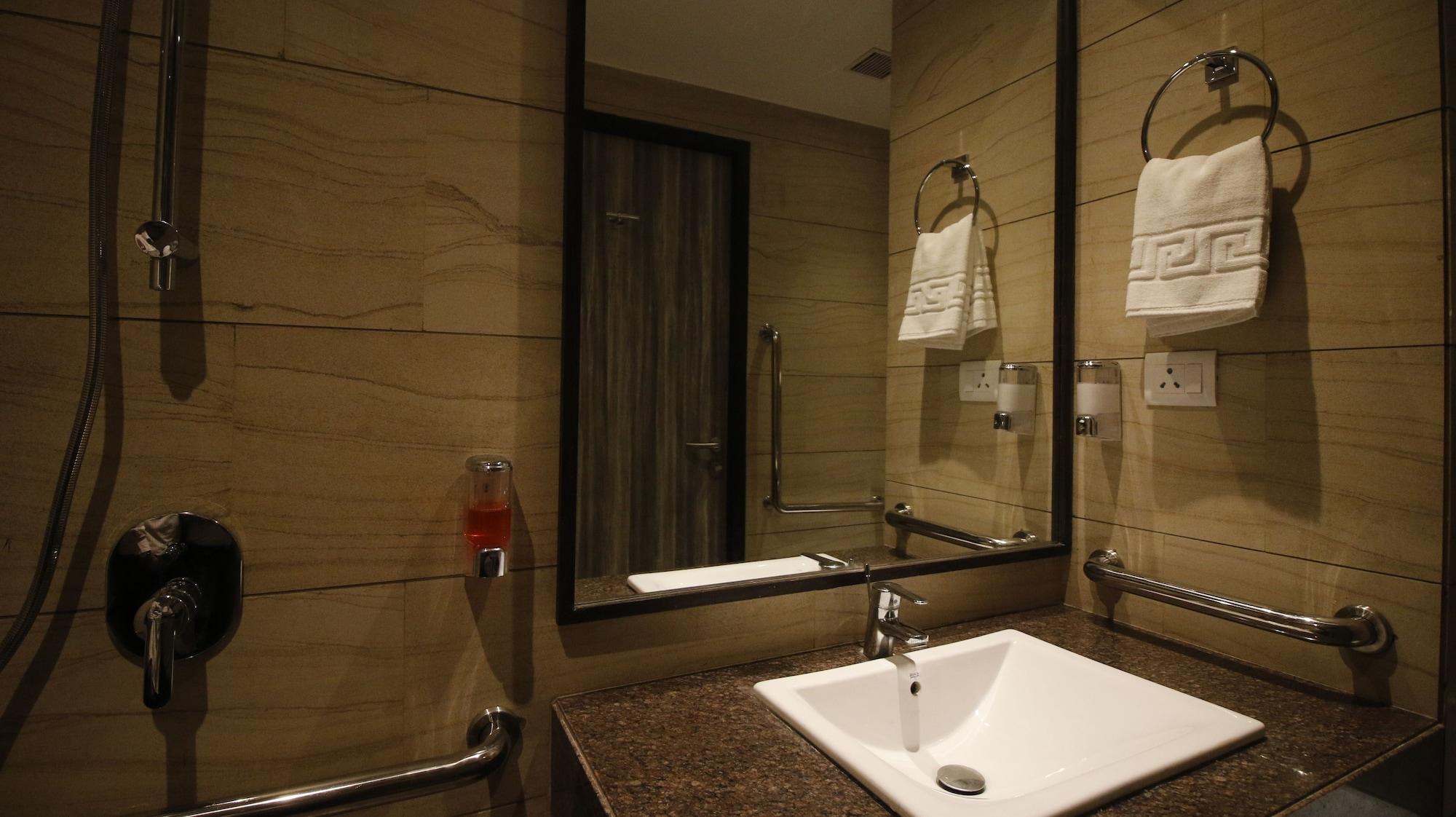 7 Apple Hotel, ואדודרה מראה חיצוני תמונה